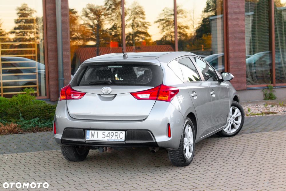 Toyota Auris 1.33 VVT-i Life+ - 10