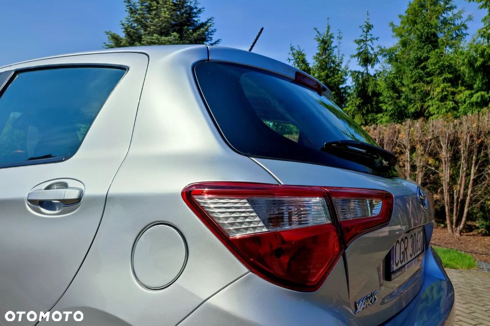 Toyota Yaris 1.0 Premium - 33