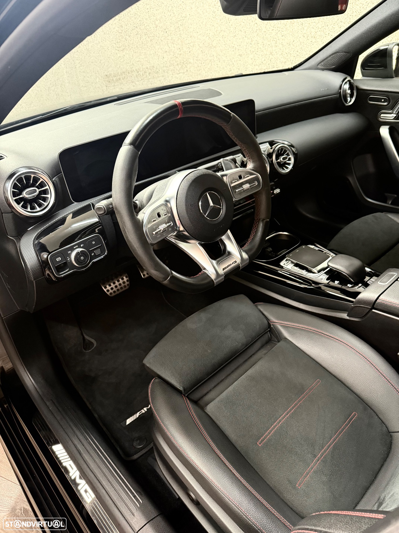 Mercedes-Benz A 35 AMG 4Matic - 15