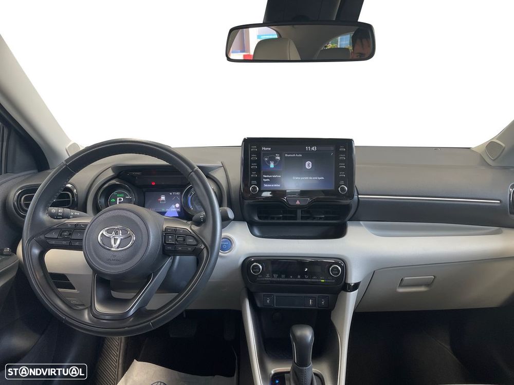 Toyota Yaris — fotografia 8