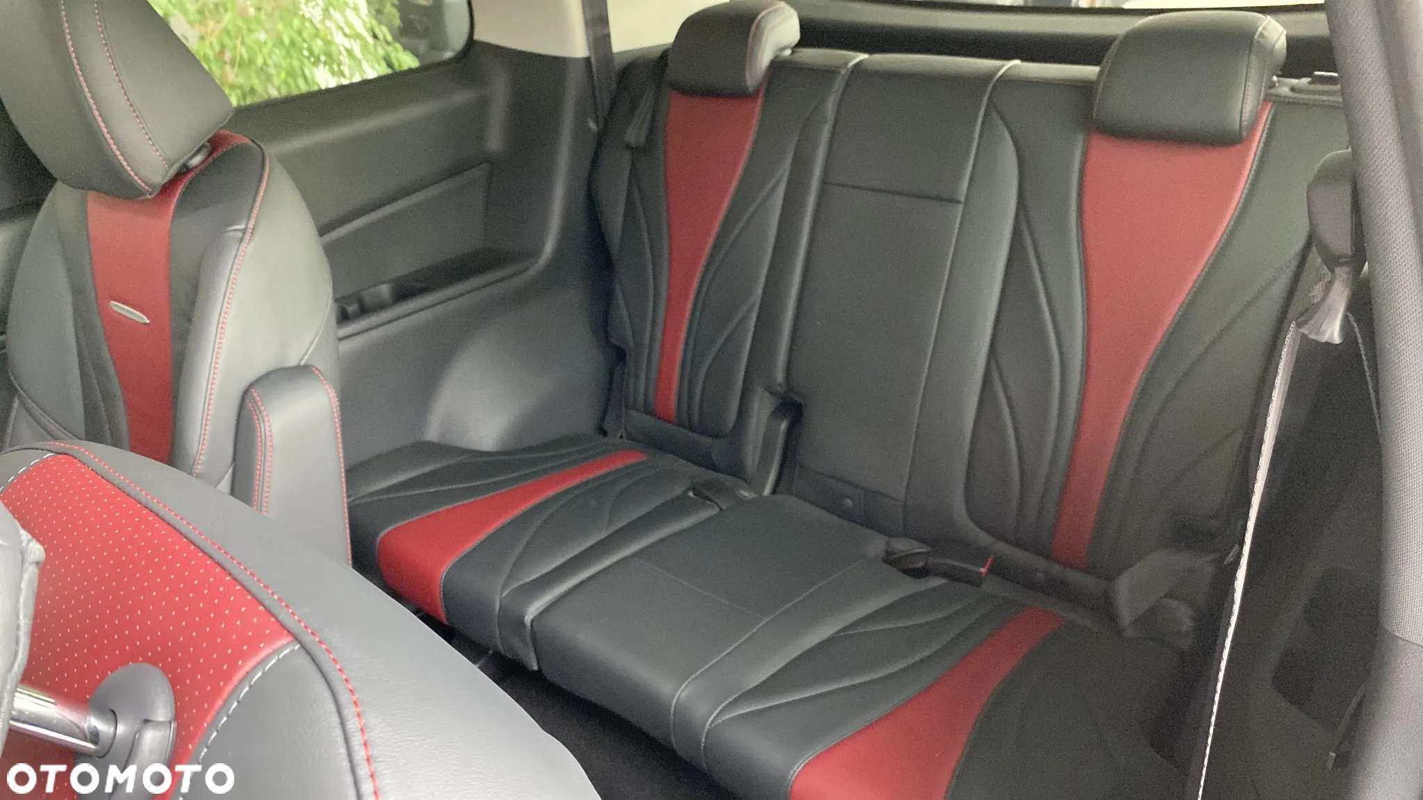 Maxus Euniq 5 - 18