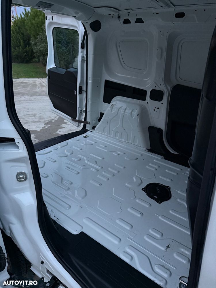 Fiat Doblo 1.3 16V Multijet Dynamic - 37
