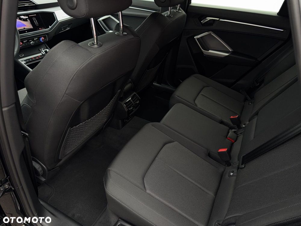 Audi Q3 - 11