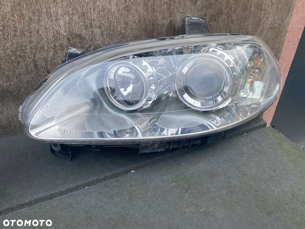 lampy croma II bi xenon komplet eu całe - 2