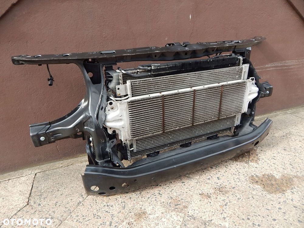 VW T5 wzmocnienie pas przedni 2.5 TDI KOMPLET