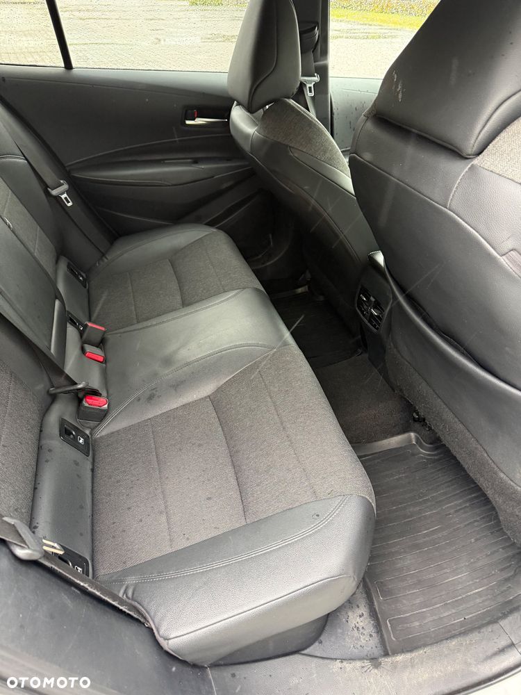 Toyota Corolla 1.8 Hybrid GPF Executive - 9
