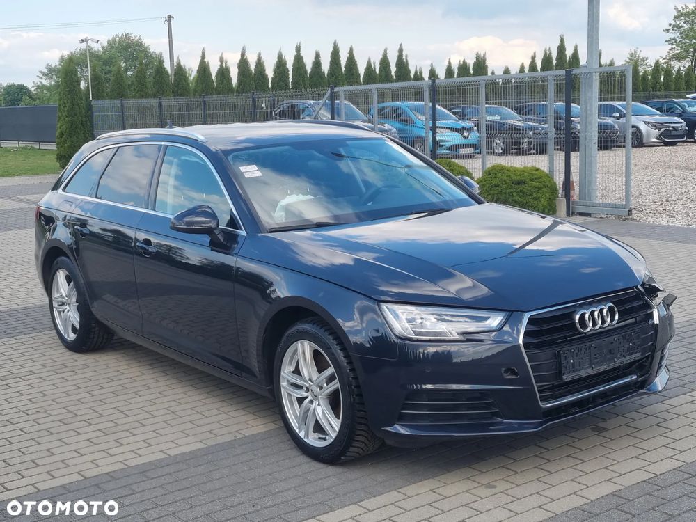 Audi A4 - 1