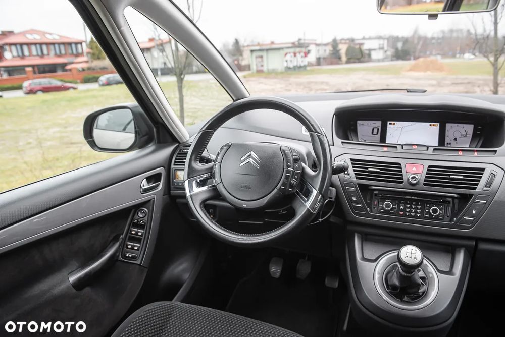 Citroën C4 Picasso - 25