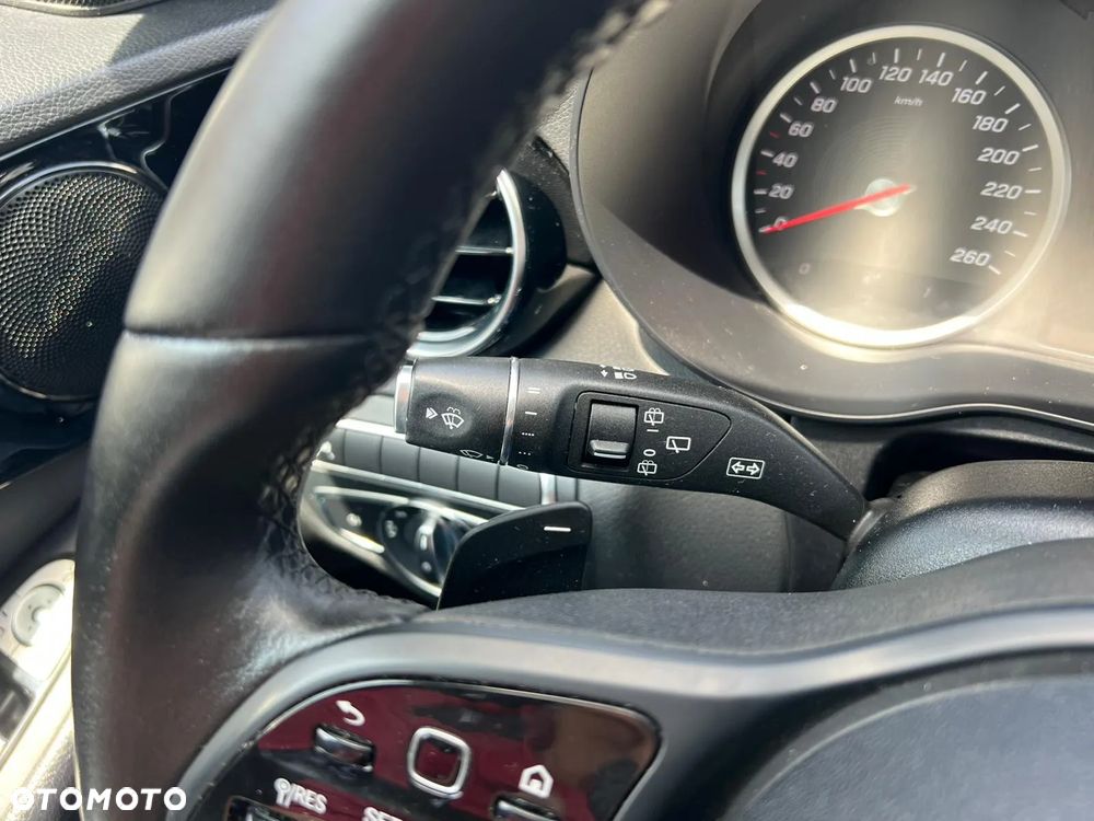 Mercedes-Benz Klasa C 200 d T 9G-TRONIC Exclusive - 23