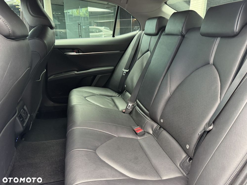 Toyota Camry 2.5 Hybrid Executive CVT - 15