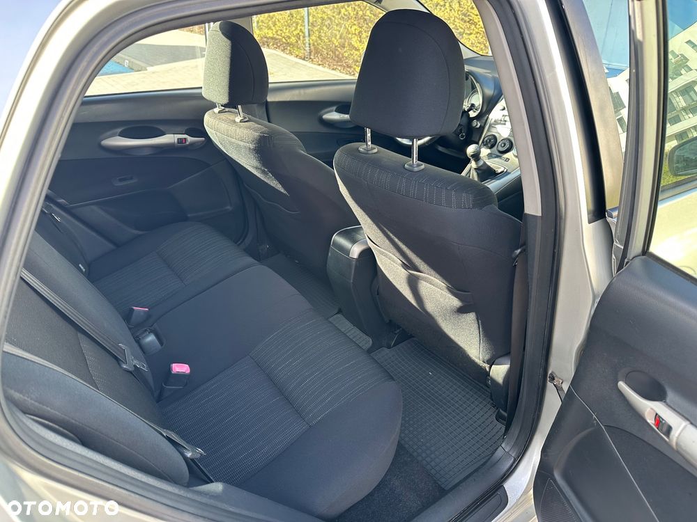 Toyota Auris 1.4 D-4D Edition - 11