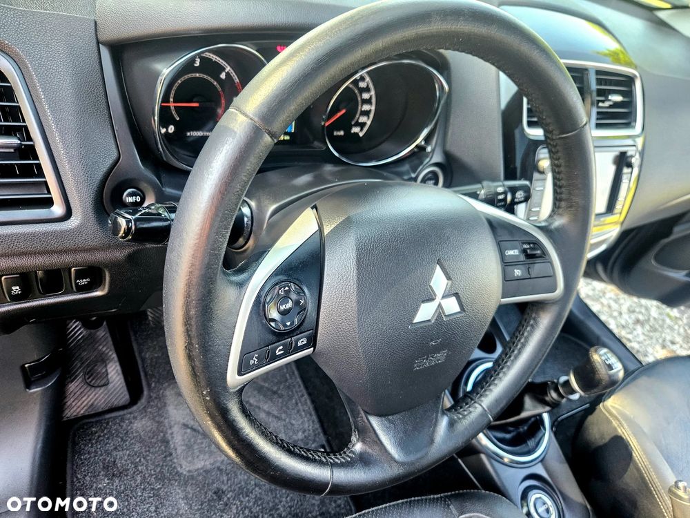 Mitsubishi ASX 1.8 DI-D 4WD Diamant Edition - 29