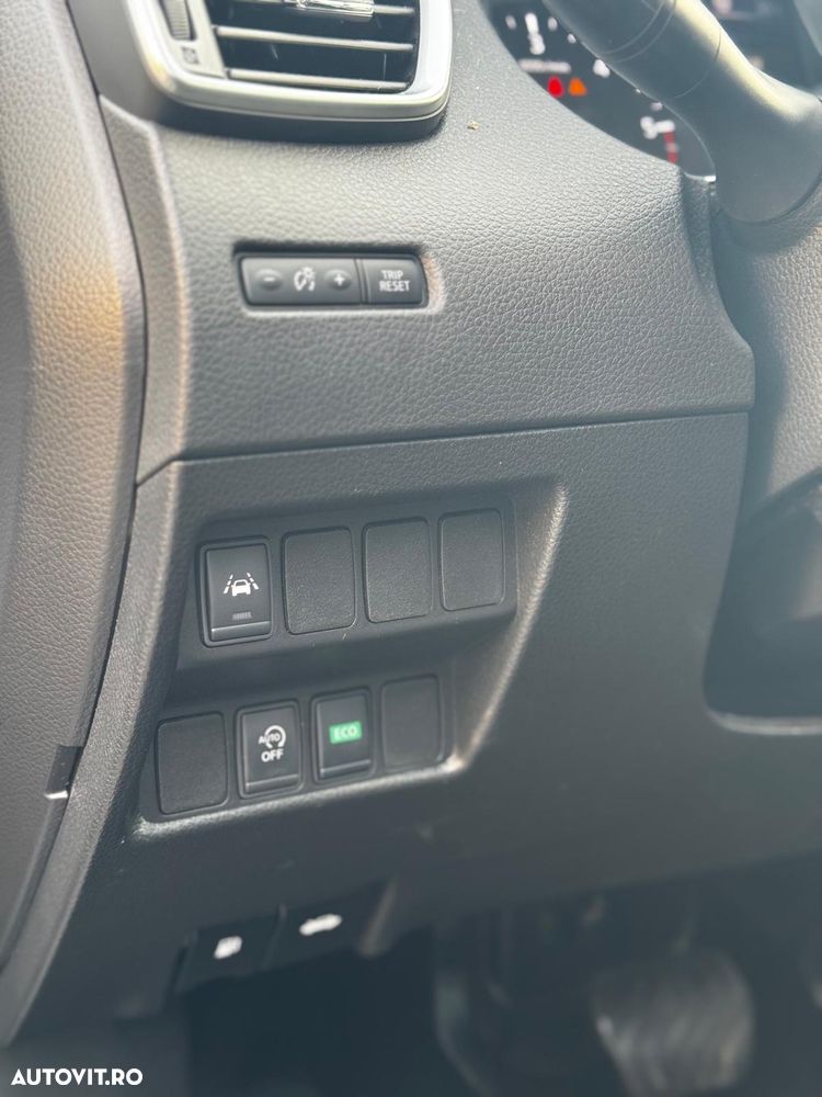 Nissan Qashqai 1.6 DCI Xtronic TEKNA+ - 9