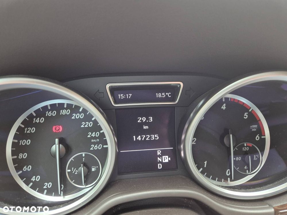 Mercedes-Benz ML - 37