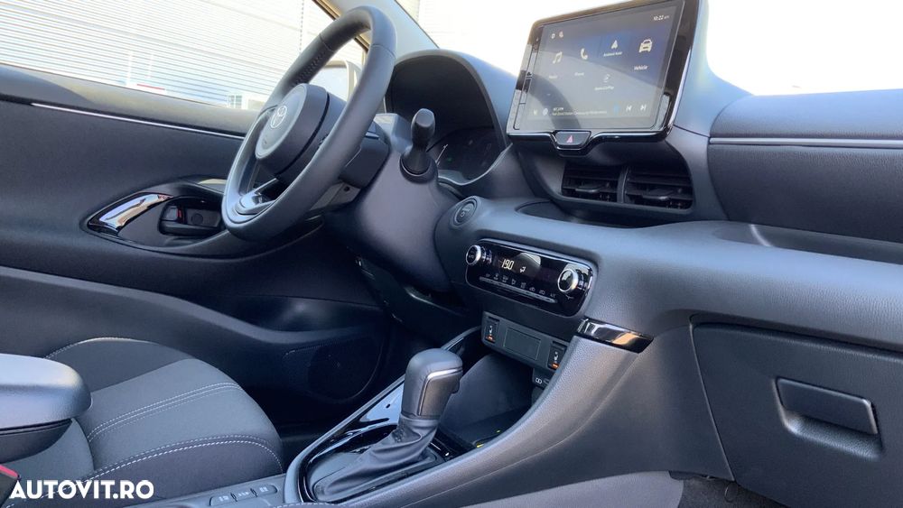 Toyota Yaris 1.5 116 CP HEV Dynamic - 16