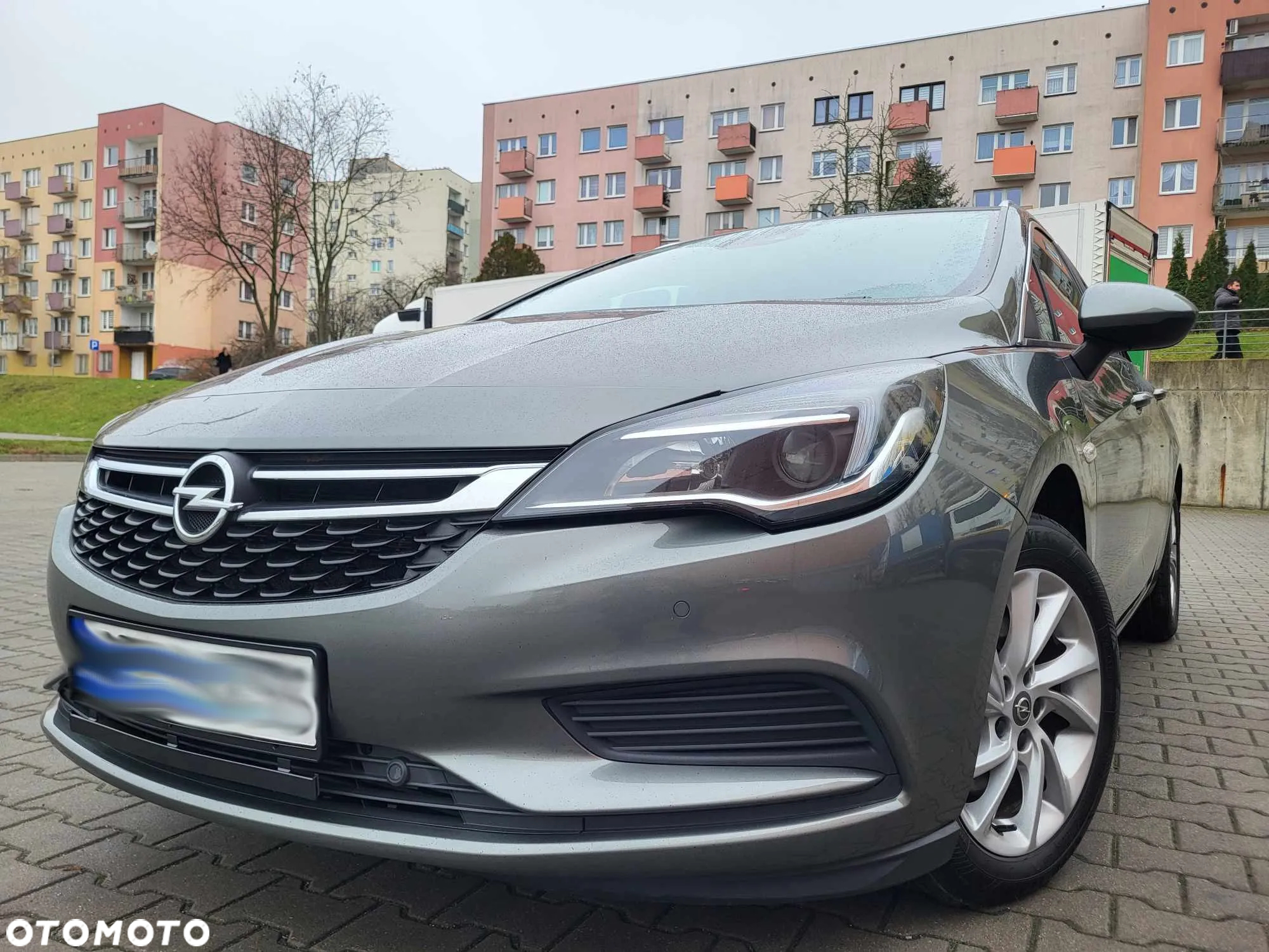 Opel Astra 1.6 D (CDTI) Automatik Edition - 4