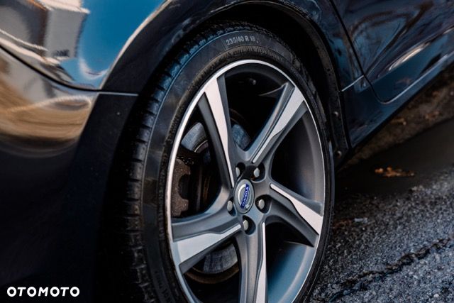 Volvo V60 D3 Geartronic R-Design - 26