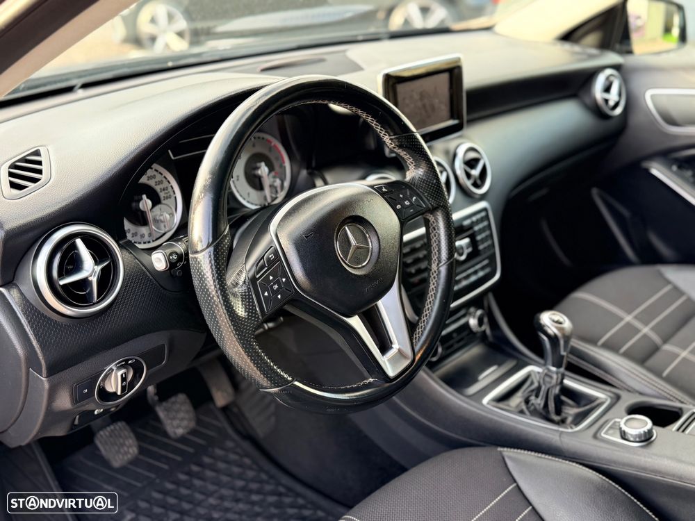 Mercedes-Benz A 200 CDi BE Urban - 16