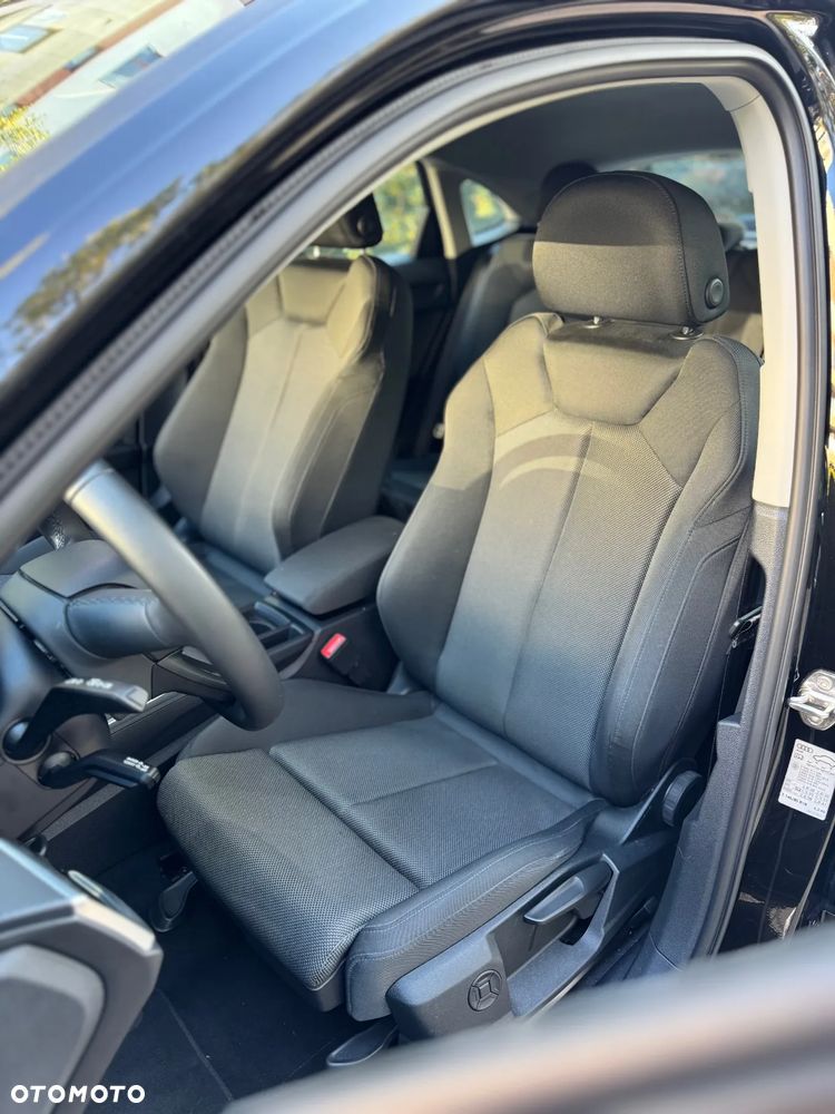 Audi Q3 35 TFSI S tronic - 9