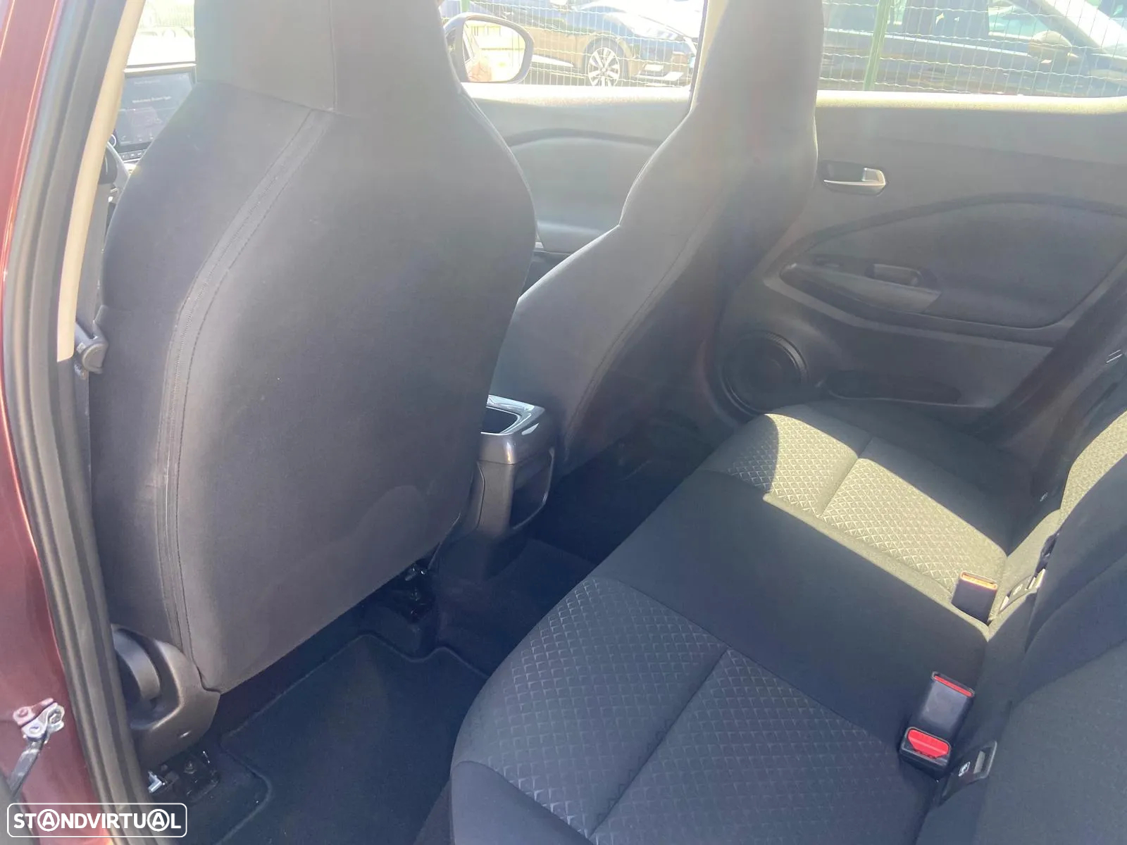 Nissan Juke 1.0 DIG-T Acenta - 5
