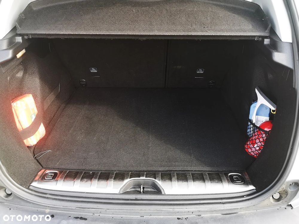 Peugeot 2008 BlueHDi 100 Allure - 20