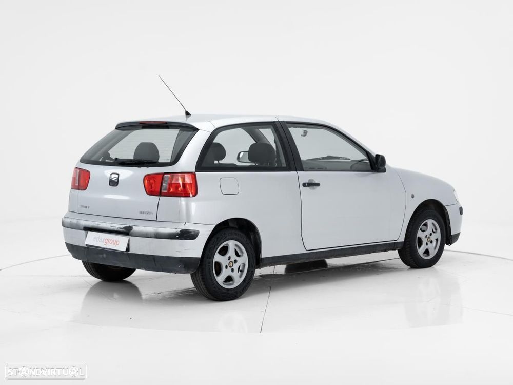 SEAT Ibiza - 3