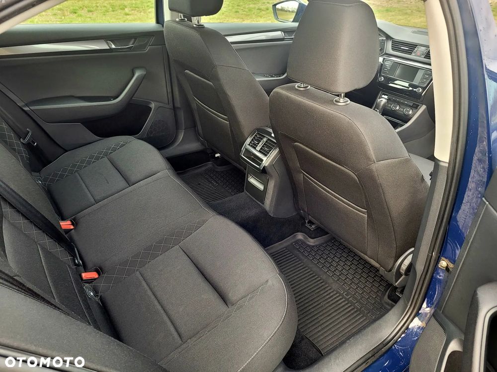 Skoda Superb 1.4 TSI ACT Active DSG - 7