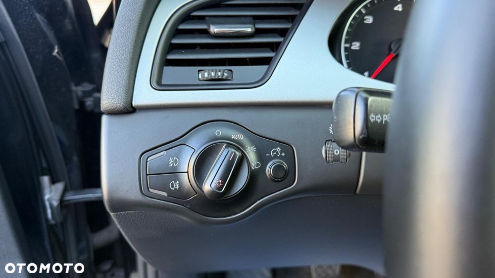 Audi A4 Avant 2.0 TDI - 26