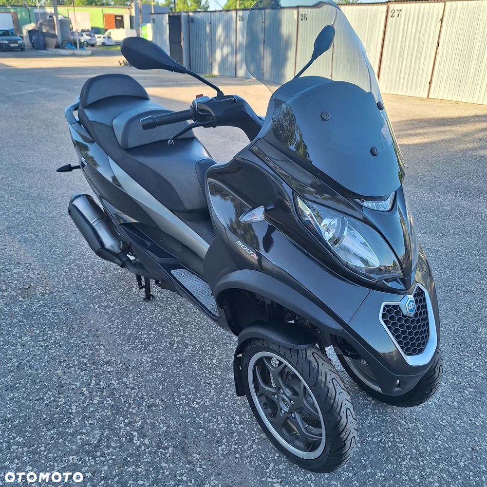 Piaggio MP-3 - 19