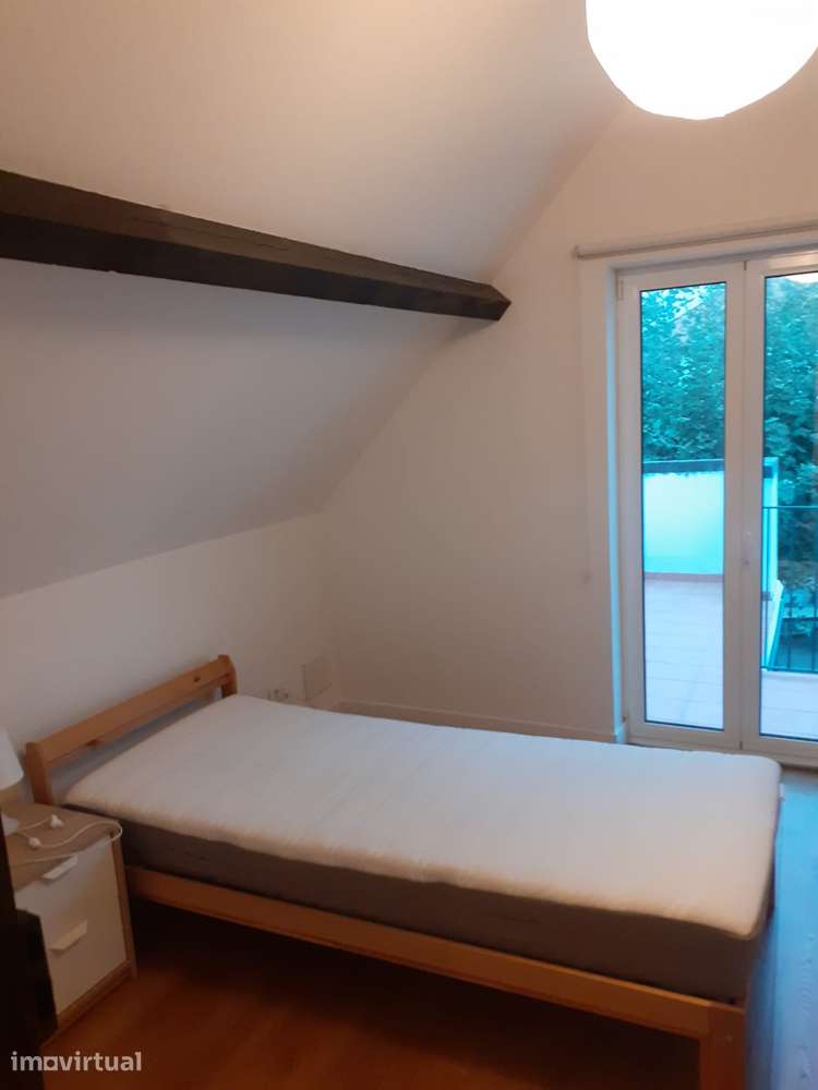 Quarto Individual para Arrendar em Moradia - Grande imagem: 4/13