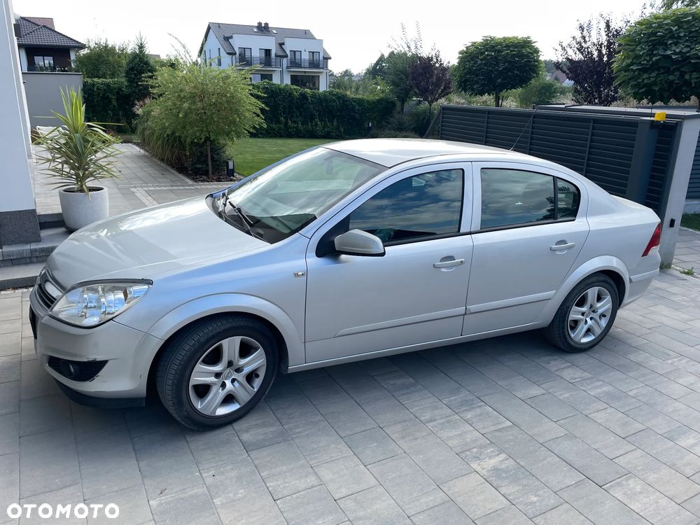 Opel Astra - 2