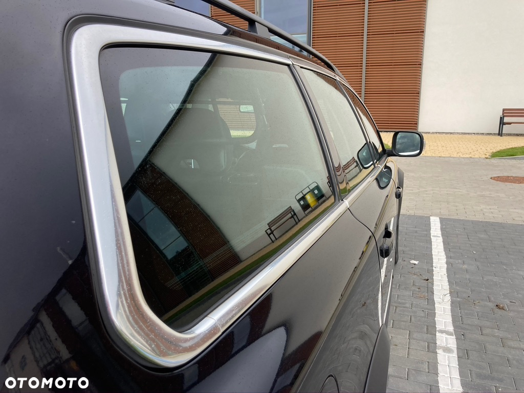 Volvo XC 70 2.4D Momentum - 7