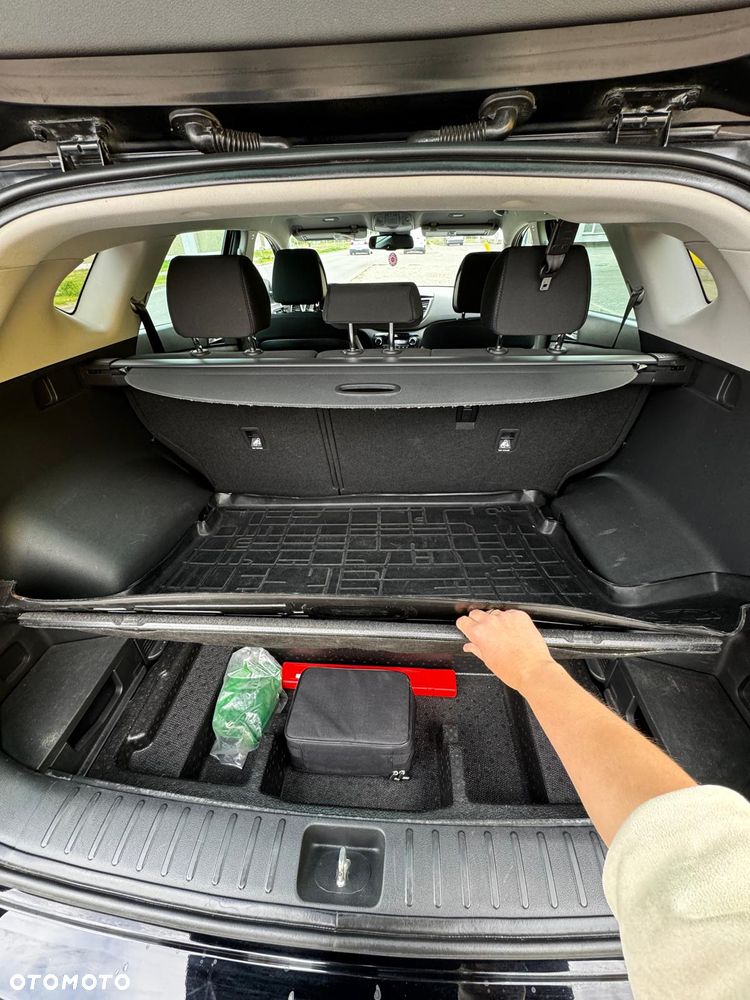 Hyundai Tucson 1.6 GDI BlueDrive GO 2WD - 12