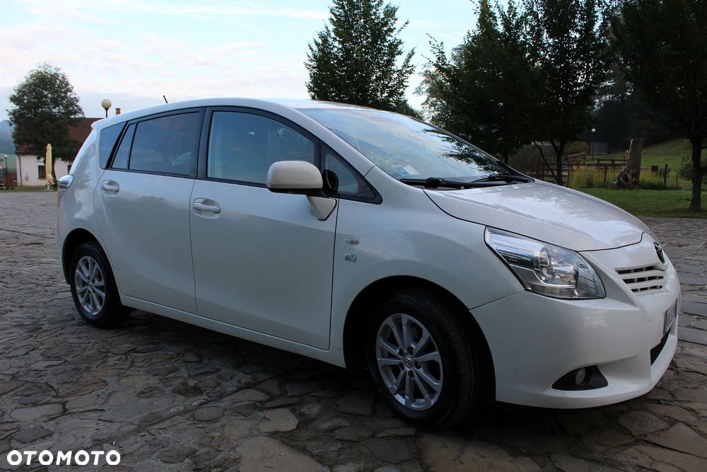 Toyota Verso 2.0 D-4D Edition - 12