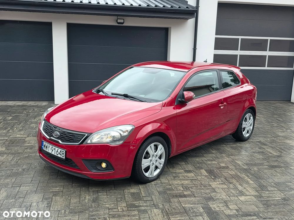Kia ProCeed - 15