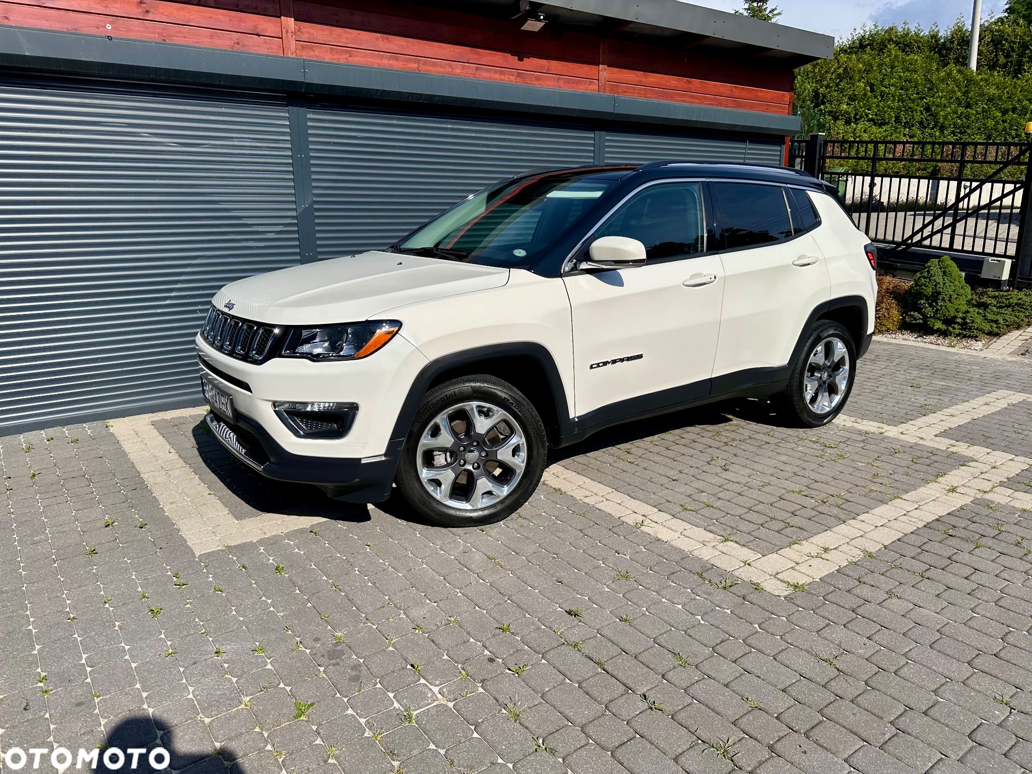 Jeep Compass - 4