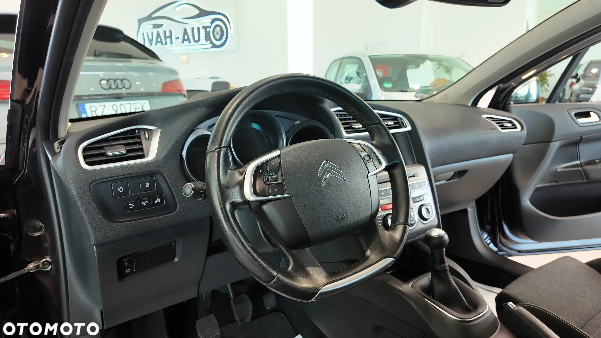 Citroën C4 BlueHDi 100 Business Class - 23