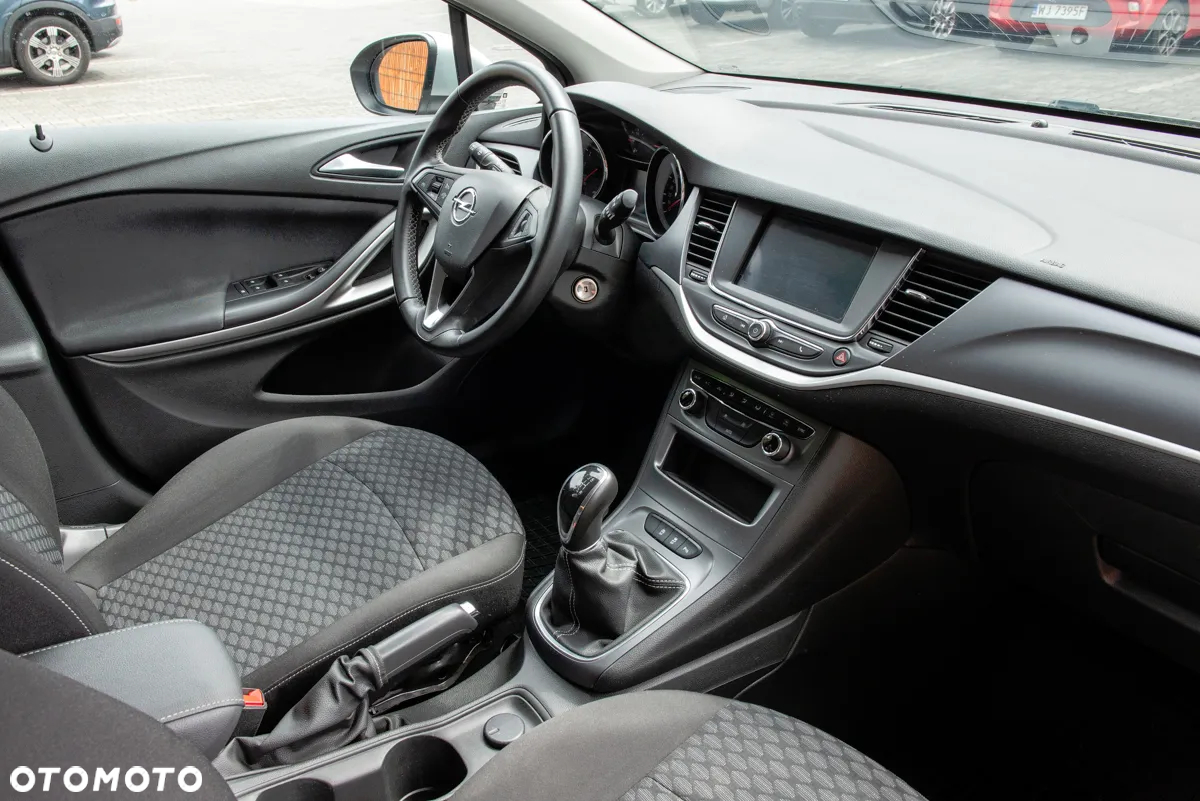 Opel Astra V 1.4 T Enjoy S&S - 9