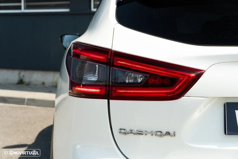 Nissan Qashqai 1.5 dCi N-Connecta J18 - 31
