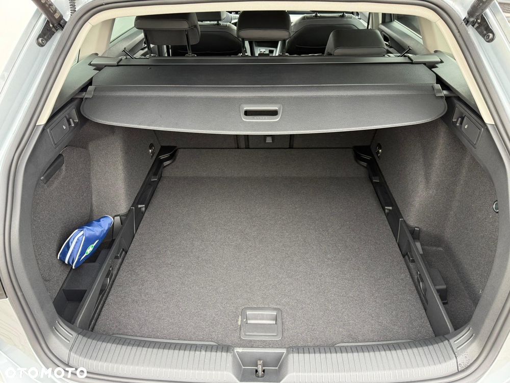 Volkswagen Golf Variant 1.5 eTSI OPF DSG Life - 14