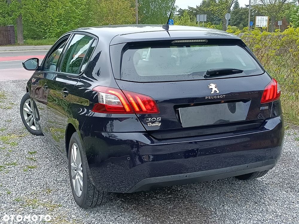 Peugeot 308 1.2 PureTech Business Line S&S - 4