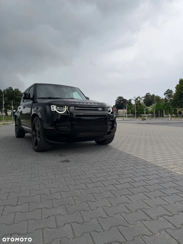 Land Rover Defender 3.0 D300 mHEV X-Dynamic SE - 3