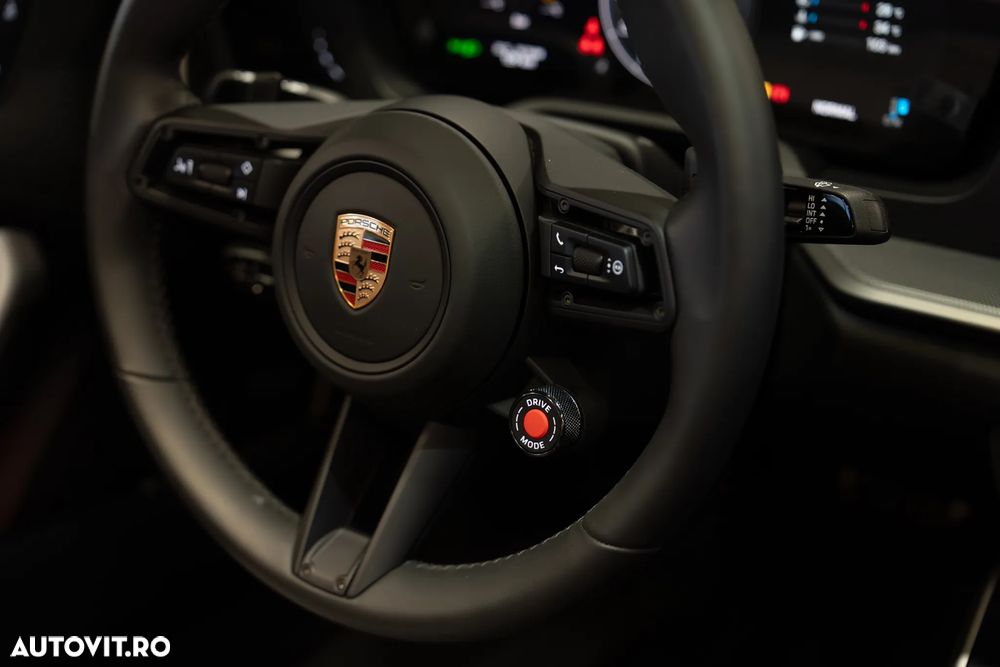 Porsche 911 Carrera PDK - 8