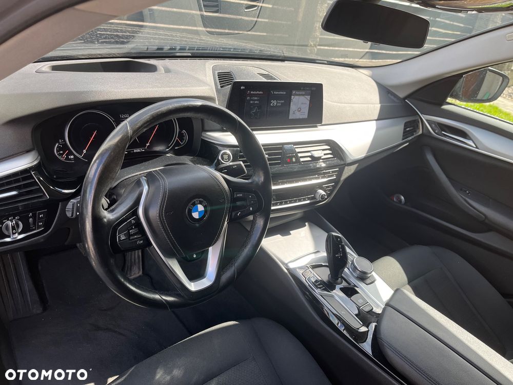 BMW Seria 5 520d - 10