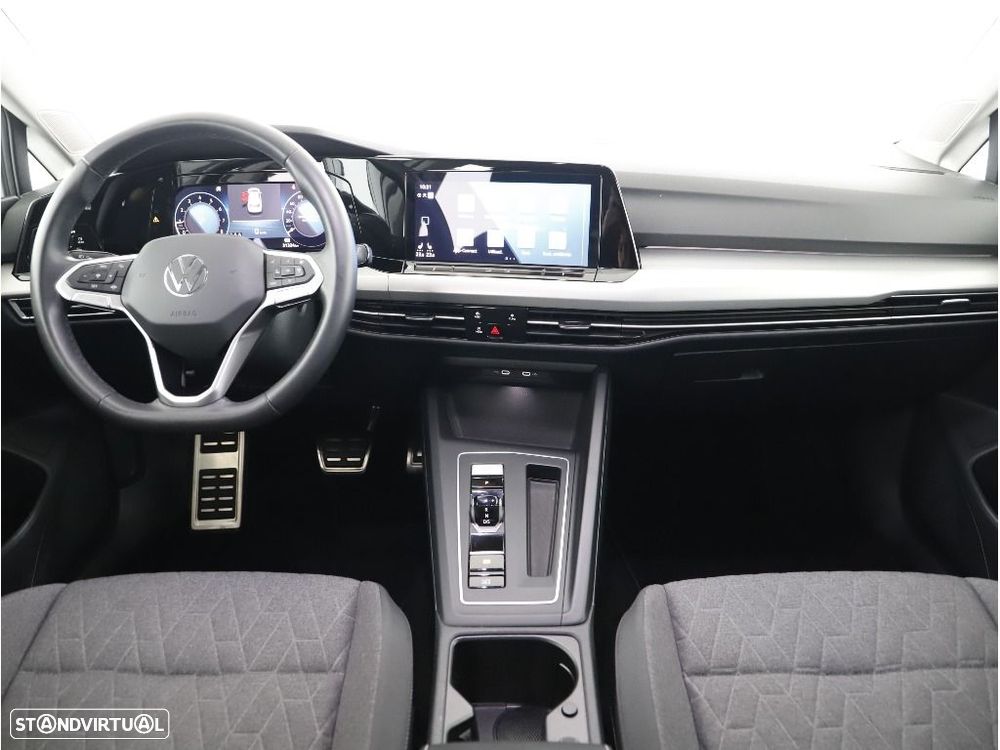VW Golf 1.0 eTSI Life DSG - 20