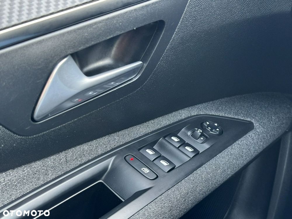 Peugeot 5008 - 34