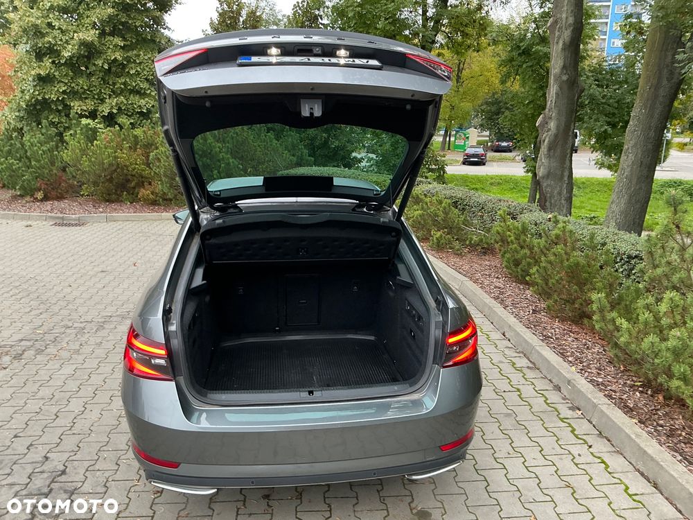 Skoda Superb 2.0 TSI Sportline DSG - 21