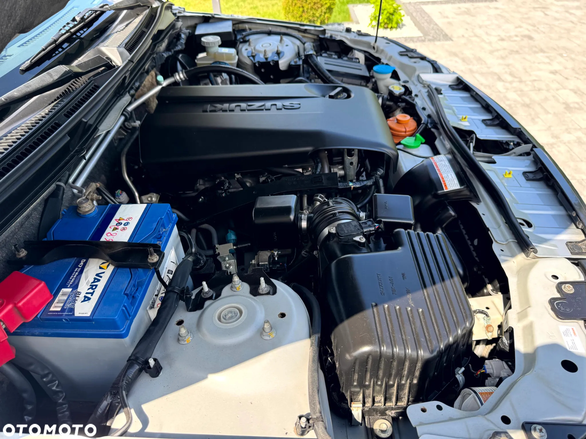 Suzuki Grand Vitara 2.4 De Luxe - 25