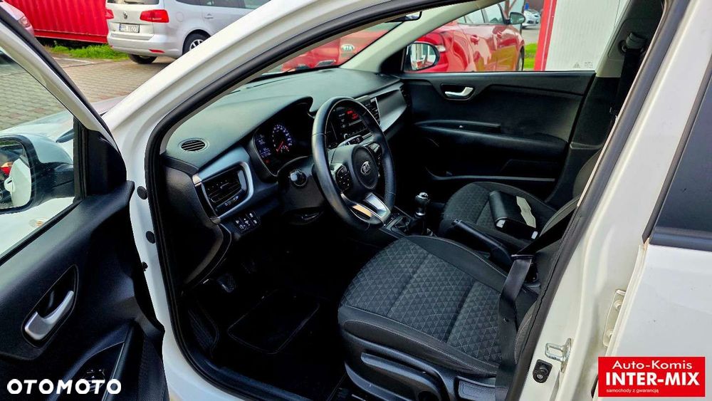 Kia Rio - 17