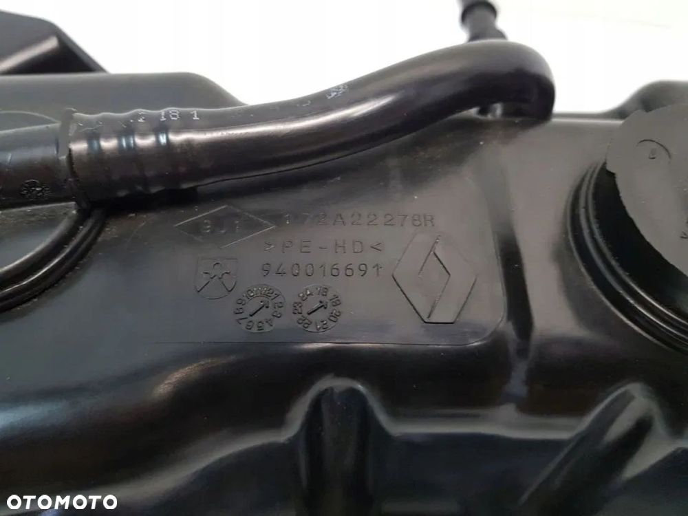 ZBIORNIK ADBLUE 172A22278R RENAULT CAPTUR II - 5
